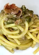 Ricetta Spaghettoni acciughe, olive e capperi
