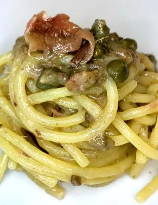 Ricetta Spaghettoni acciughe, olive e capperi di PORKBLOGGER