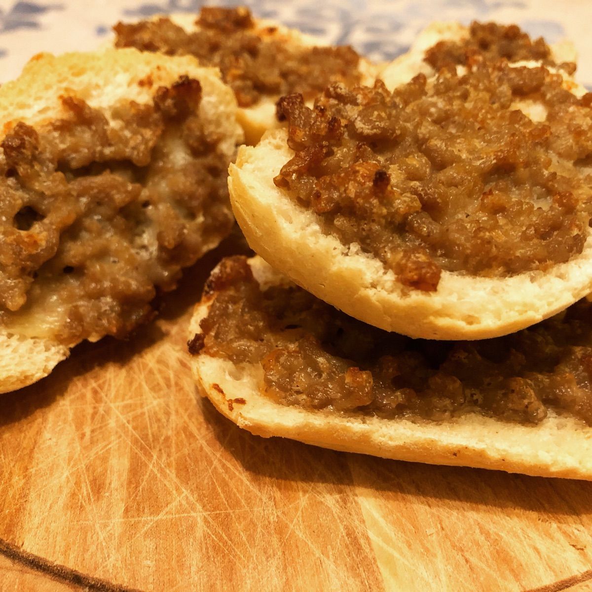CROSTINI CON CRESCENZA