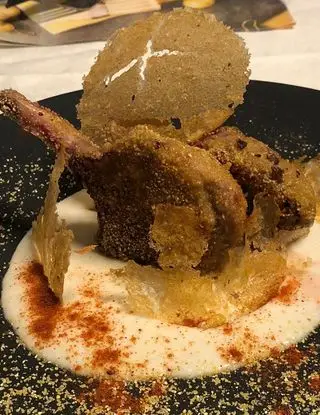 Ricetta Agnello alle erbe su vellutata di topinambur e Chips di polenta di giulia.giordano