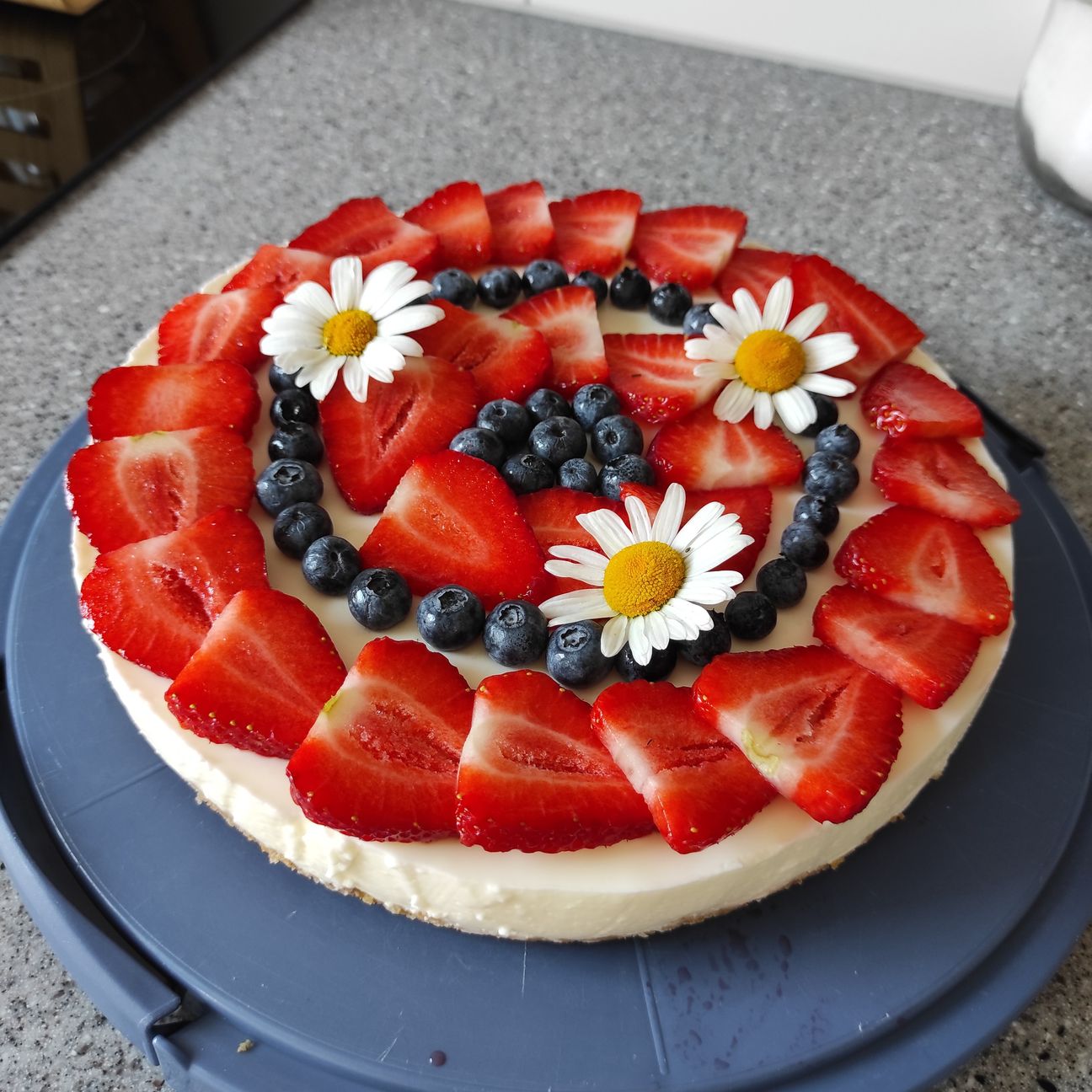 Torta allo yoghurt e fragole