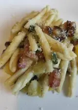 Ricetta Pasta con patate, zucchine e guanciale