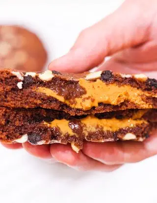 Ricetta Cookies al cioccolato ripieni di burro d’arachidi di the_sweet_emotions