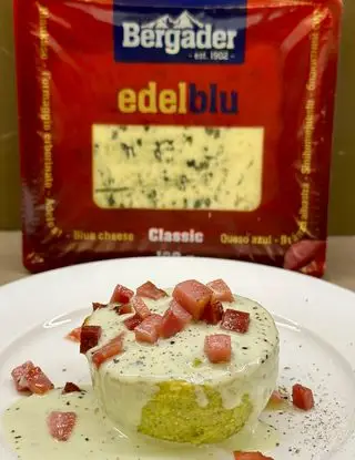 Ricetta Tortino di zucchine con crema di Edelblu Classic Bergader e speck croccante di virginia.fabbri