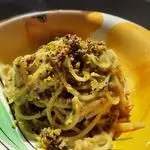 Ricetta Spaghetto pesto di zucchine pistacchi e alici