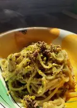 Ricetta Spaghetto pesto di zucchine pistacchi e alici