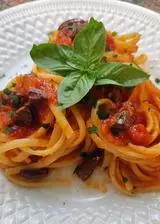 Ricetta SPAGHETTI ALLE OLIVE