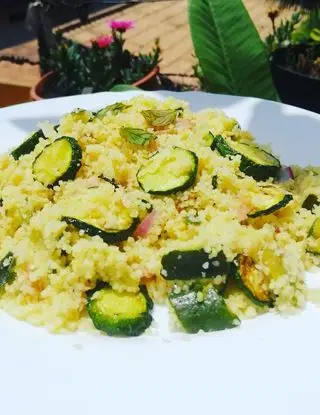 Ricetta Couscous con zucchine e salmone di cucina8