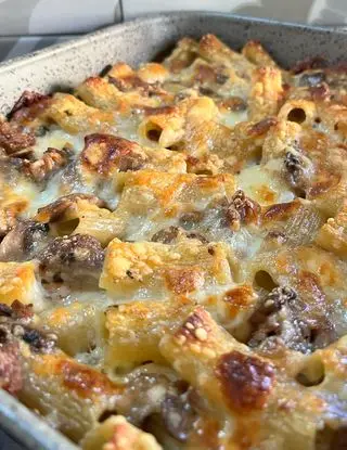 Ricetta Pasta al forno funghi provola e salsiccia di marta918