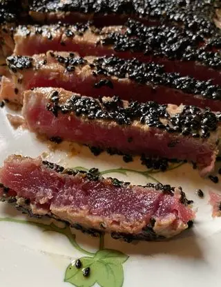 Ricetta Tataki di tonno con semi di sesamo di simone