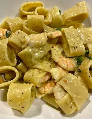 Ricetta Calamarata con pesto di pistacchi e gamberi 🦐 di simone