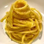 Ricetta Spaghettoni alla crema di tuorli con tartufo bianco