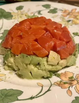 Ricetta Tar tar di salmone con avocado di simone