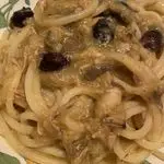 Ricetta Spaghettone sgombro, pomodori gialli, olive, capperi e limone