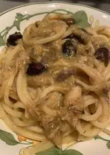 Ricetta Spaghettone sgombro, pomodori gialli, olive, capperi e limone