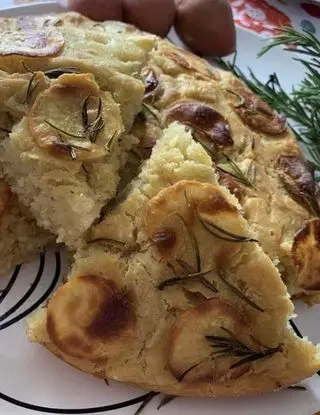 Ricetta Focaccia con le patate di spaziodeigolosi2