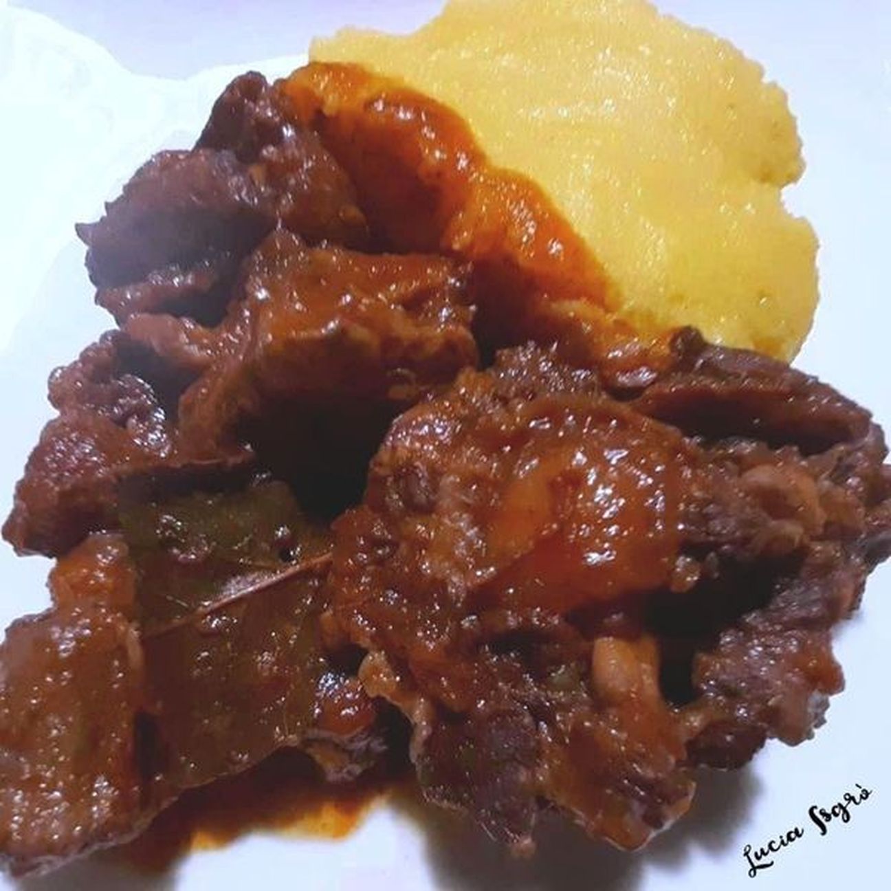 Polenta e coda di manzo brasata