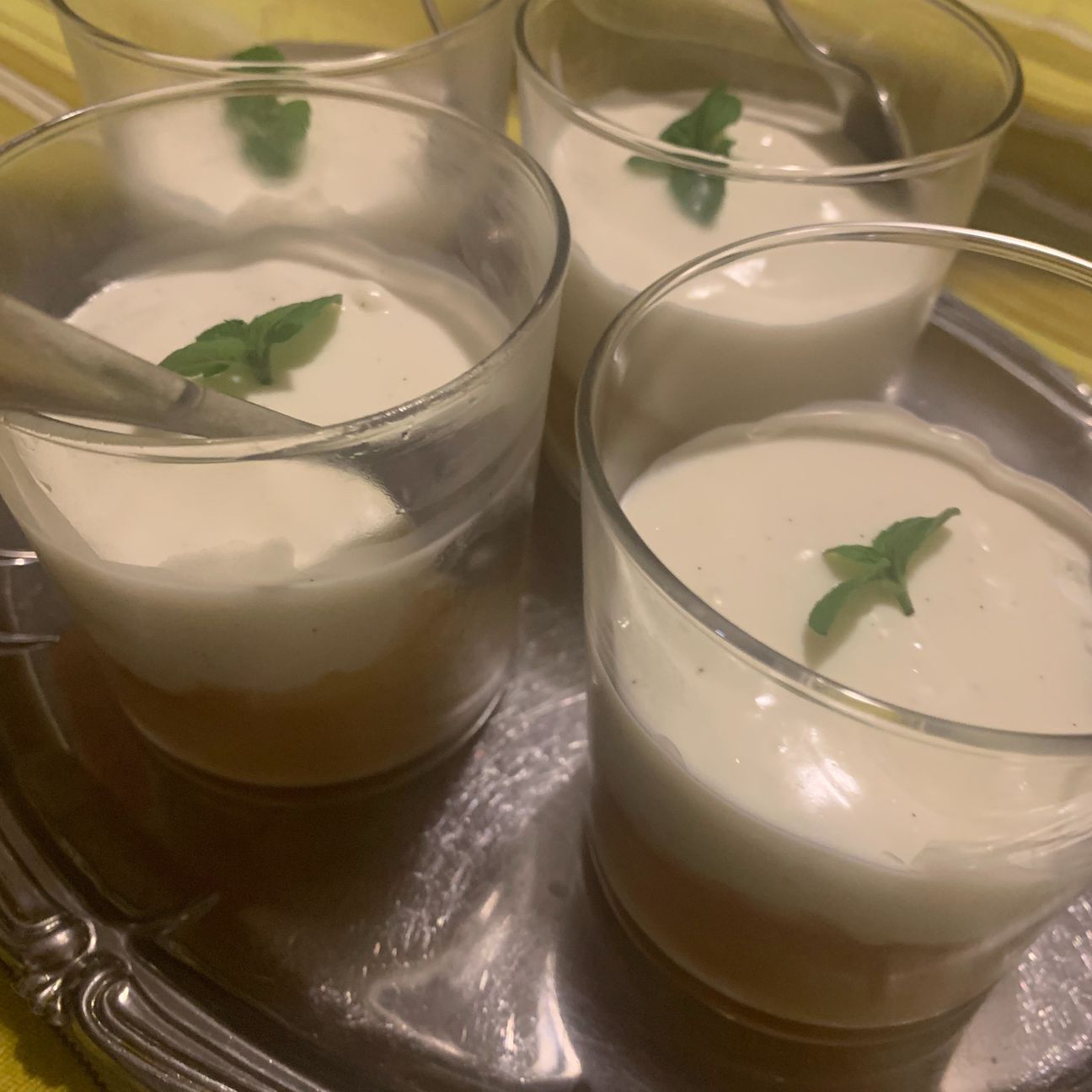 Panna cotta con pesche fresche Orsero