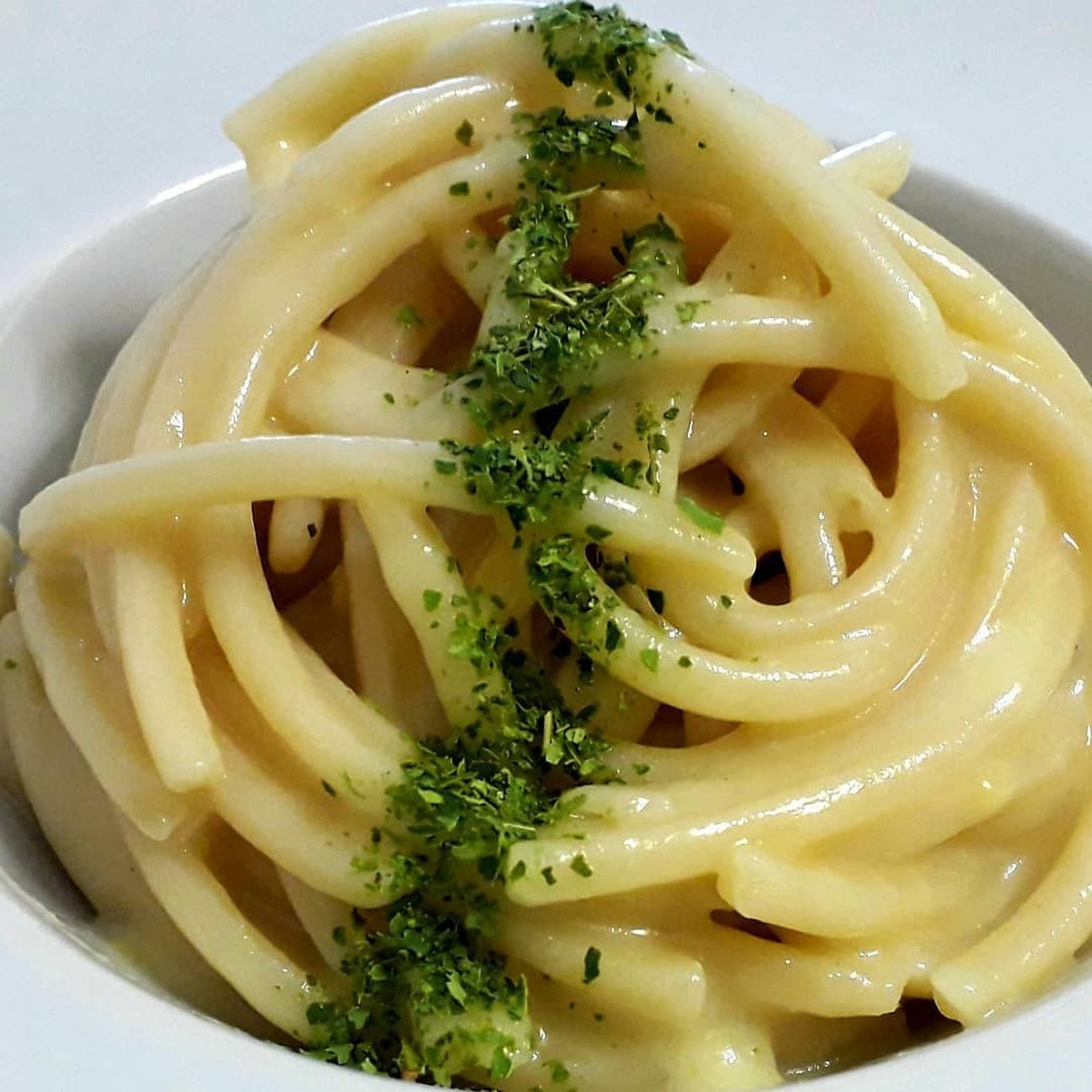 Spaghetti ai Limoni e Provolone Del Monaco