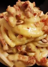 Ricetta Spaghetto alla chitarra, crema di zucca, guanciale, semi di zucca tostati