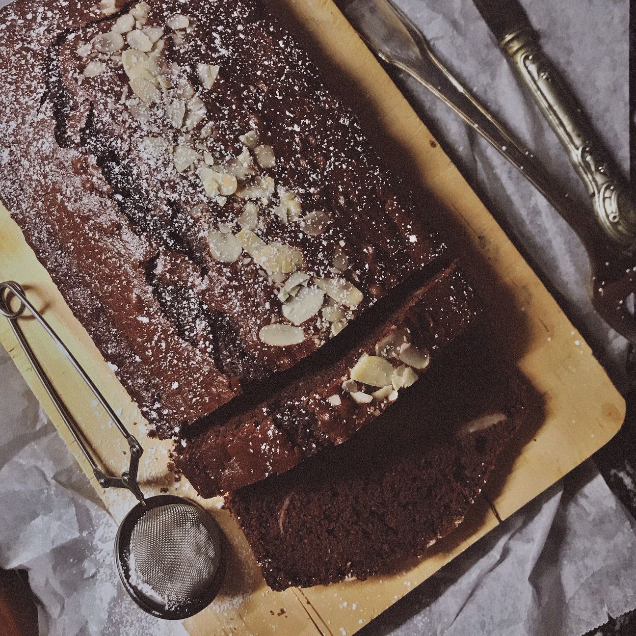 Plumcake al cioccolato, pere e cannella