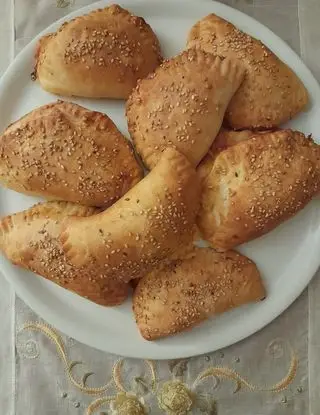 Ricetta Calzoni di scarola e olive di annamaria.landi@gmail.com