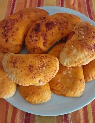 Ricetta Calzoni con pomodoro e mozzarella di annamaria.landi@gmail.com