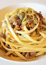 Ricetta Spaghetti alla chitarra con ragù  bianco