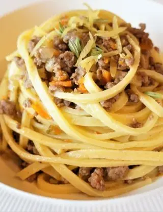 Ricetta Spaghetti alla chitarra con ragù  bianco di annamaria.landi@gmail.com