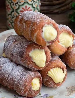 Ricetta Cannoli con pasta di zeppole di annamaria.landi@gmail.com