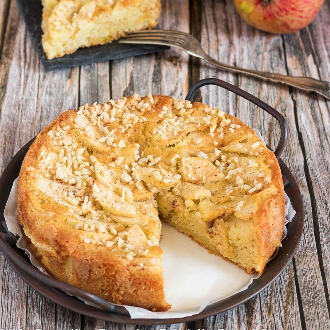 Torta di mele e mandorle