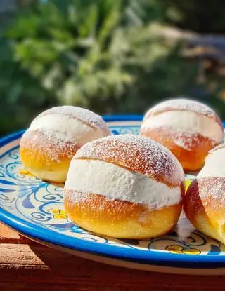 Ricetta Maritozzi con la panna  di dessertony1