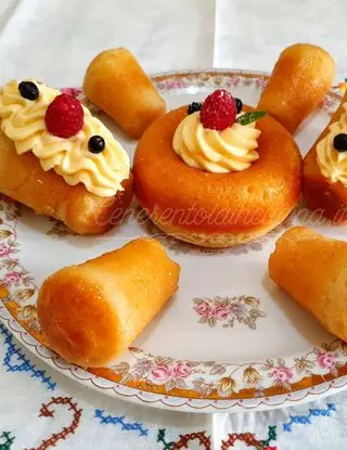 Ricetta Babà al rum di Sal de Riso. di josephine84