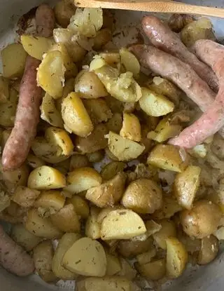 Ricetta Patate piccole al forno con salsicce sciué sciué di unionart2000