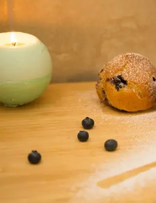 Ricetta Muffin al cuore di mirtillo con scaglie di cioccolato e pistacchi di fabriziomichelessi94