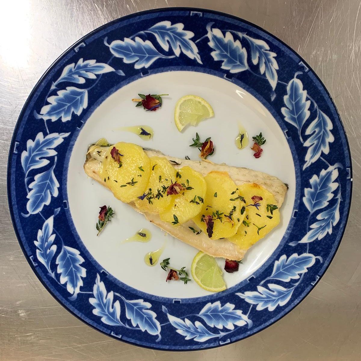 Branzino in manto di patate