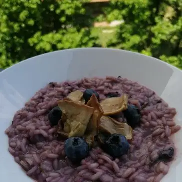 Ricetta Carnaroli ai  porcini e mirtilli selvatici di montagna di roby_zio