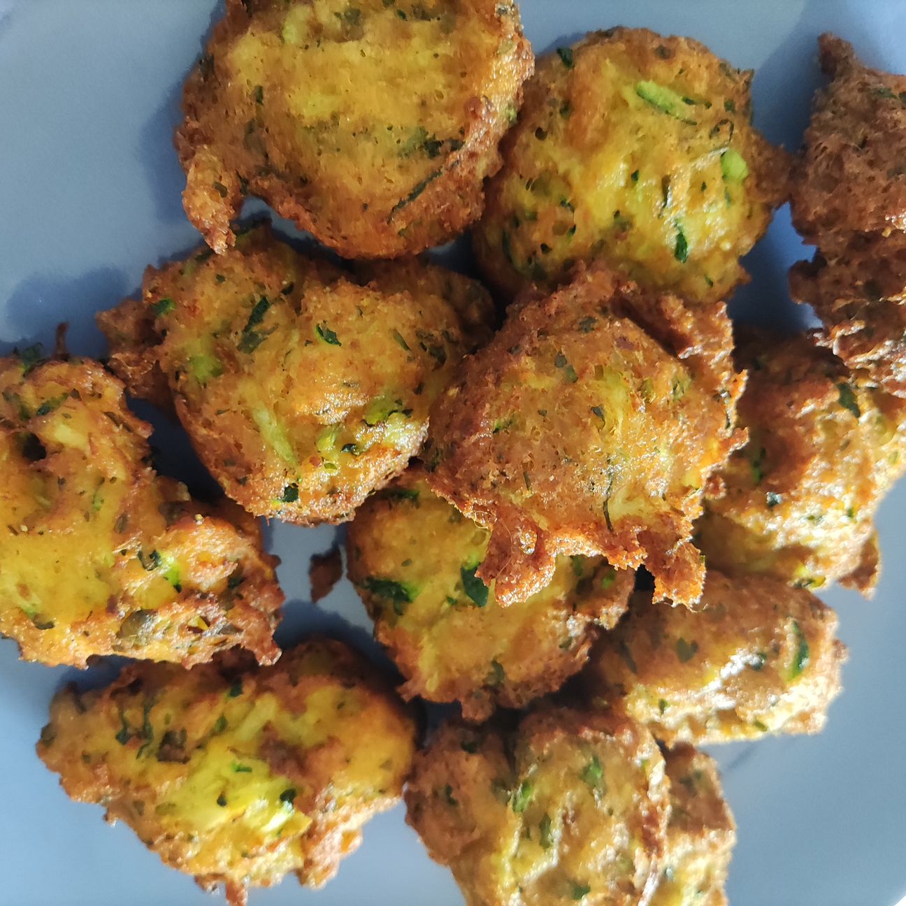 Frittelle di pane e zucchine