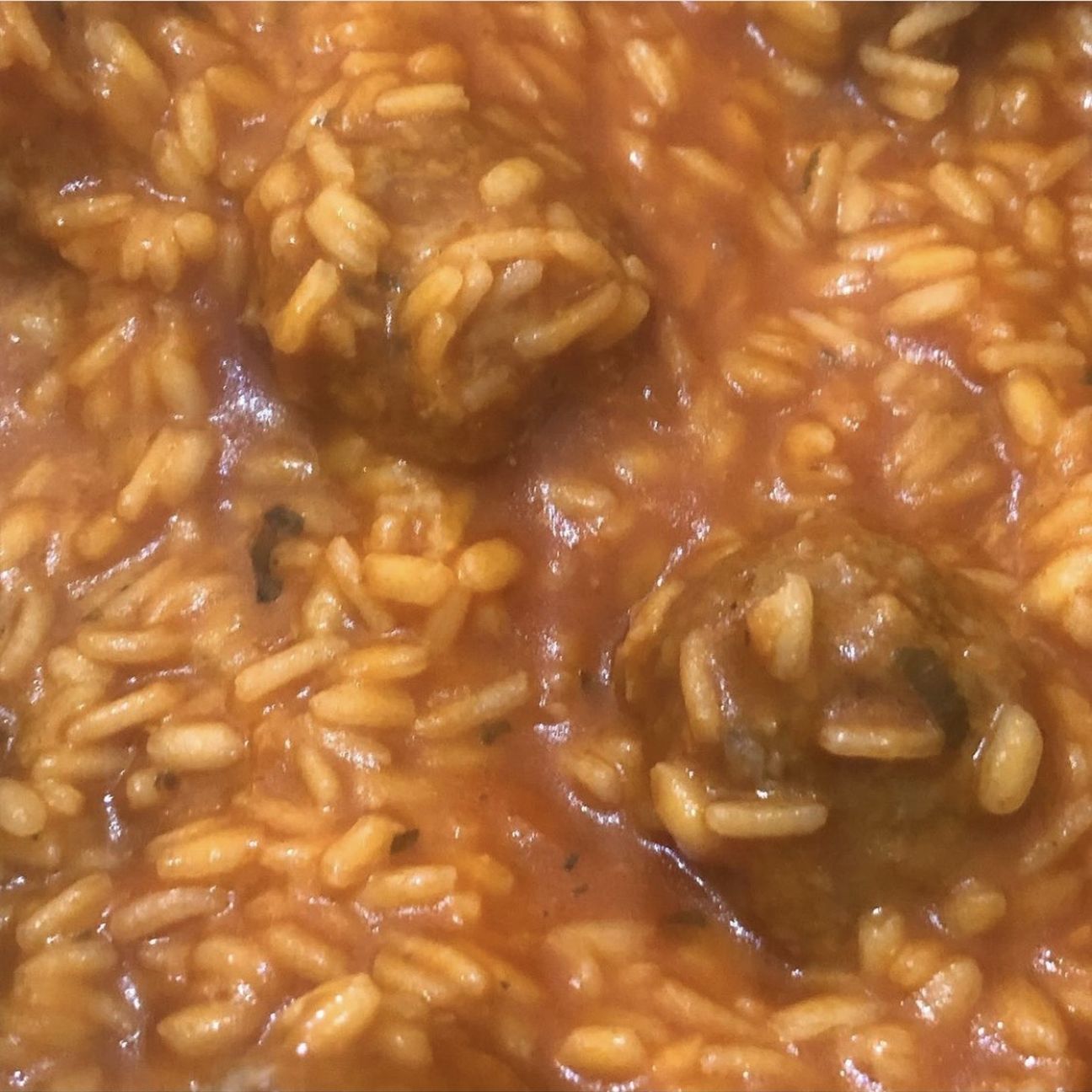 Riso al sugo con polpette