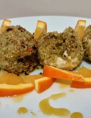 Ricetta Involtini di pescespada con panatura al pistacchio e salsa all'arancia  di rdbcooking