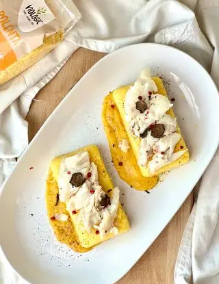 Ricetta LINGOTTI di POLENTA con NASELLO AL PEPE e TARTUFO NERO su BUTTERNUT CREAM di mara_healthy_fit