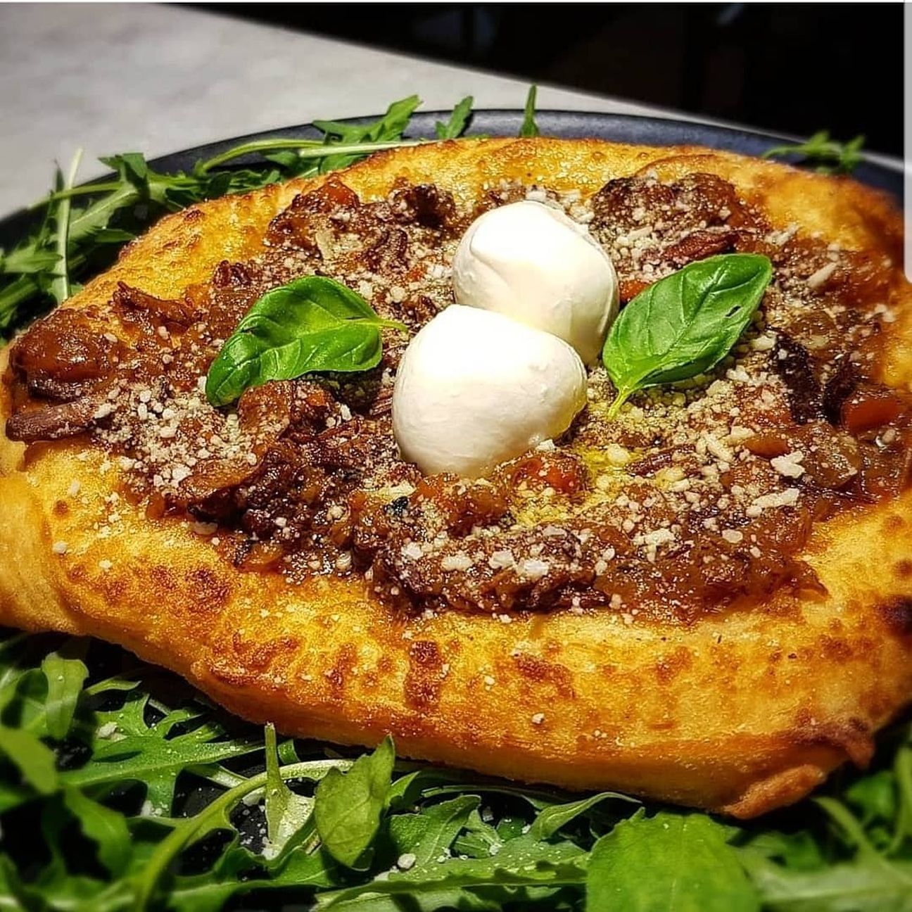 Pizza con doppia cottura... montanara rivisitata