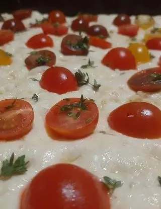 Ricetta Focaccia con pomodorini e timo di GreekChef_in_Ireland