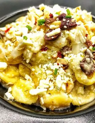 Ricetta Orecchiette al cavolfiore, pecorino, olive e nocciole  di ilrestomangia