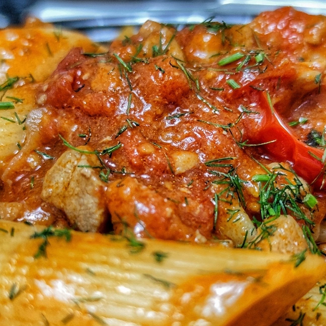 Pennoni al ragù di tonno