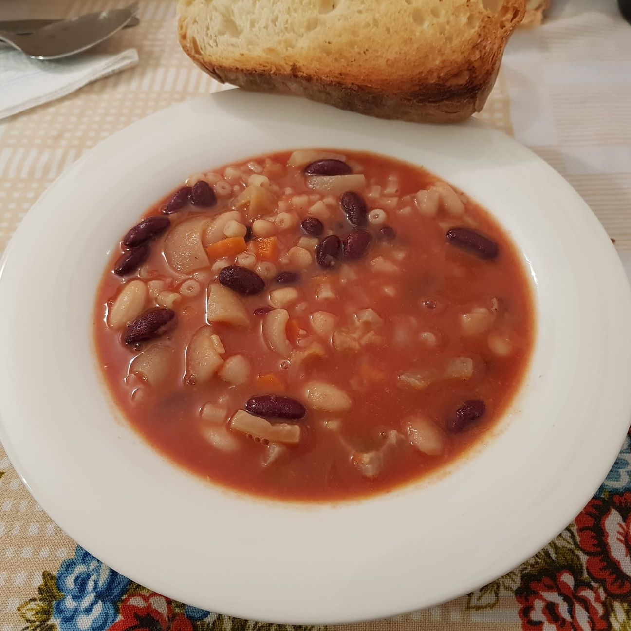 Pasta, fagioli e cotenne