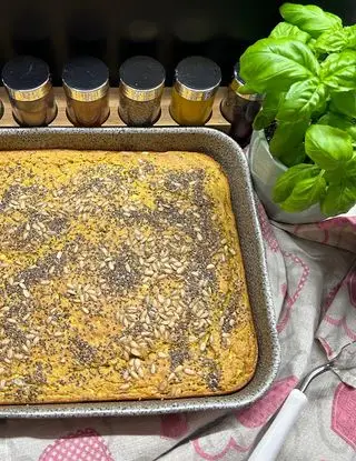 Ricetta Torta Salata al Forno con Farina di Mais, Farina di Segale, Zucchine e Skyr di renacooking