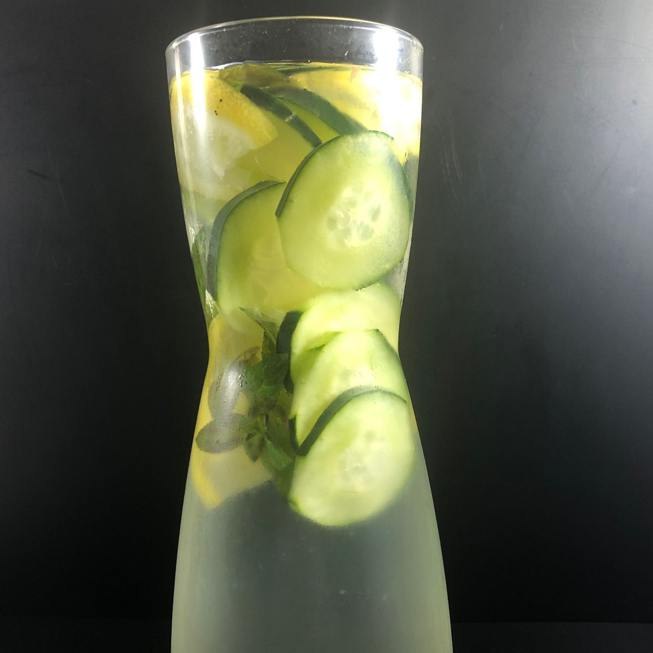 Acqua Detox Aromatizzata alla Menta! 💧🌿
