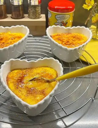 Ricetta Crema Catalana con un Tocco di Zafferano di renacooking