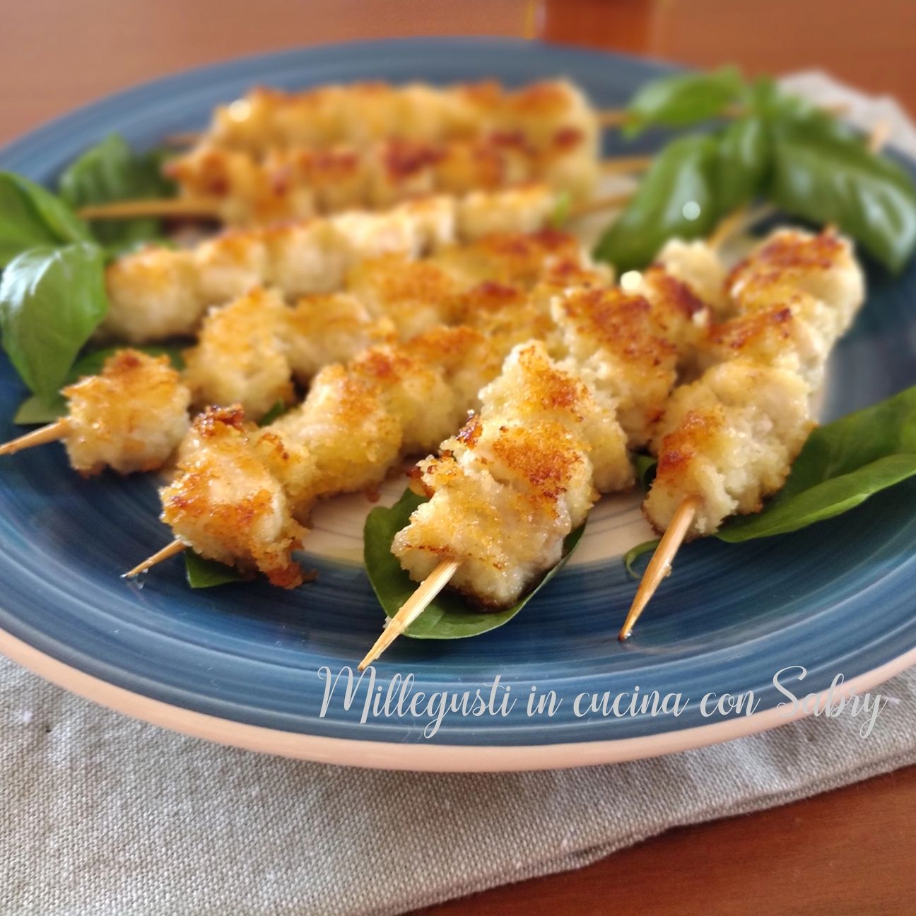 Spiedini di pollo con panatura al limone